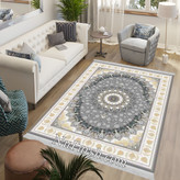 فرشینه طرح سنتی ایرانی رنگ خاکستری رنگ روشن کد ۹۰۰۵