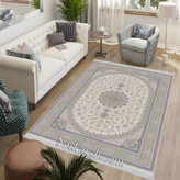 فرشینه طرح سنتی رنگ روشن کد ۹۰۵۹